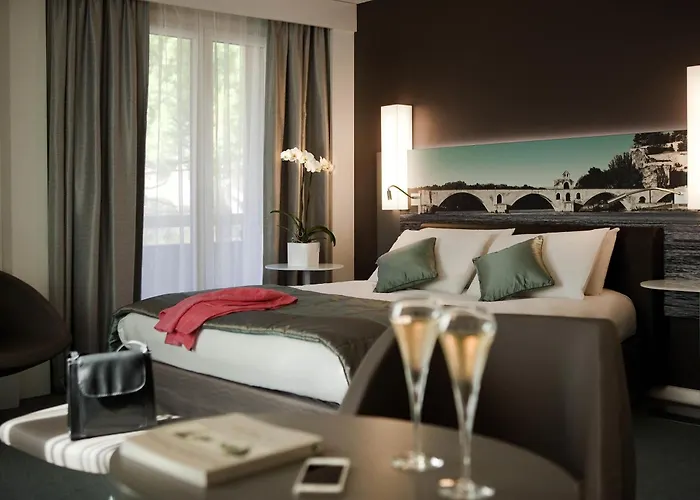 Mercure Pont D’ CentreHotel Avignon